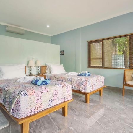Lunar Dive Resort: Bamboo Villas Кубу Екстериор снимка