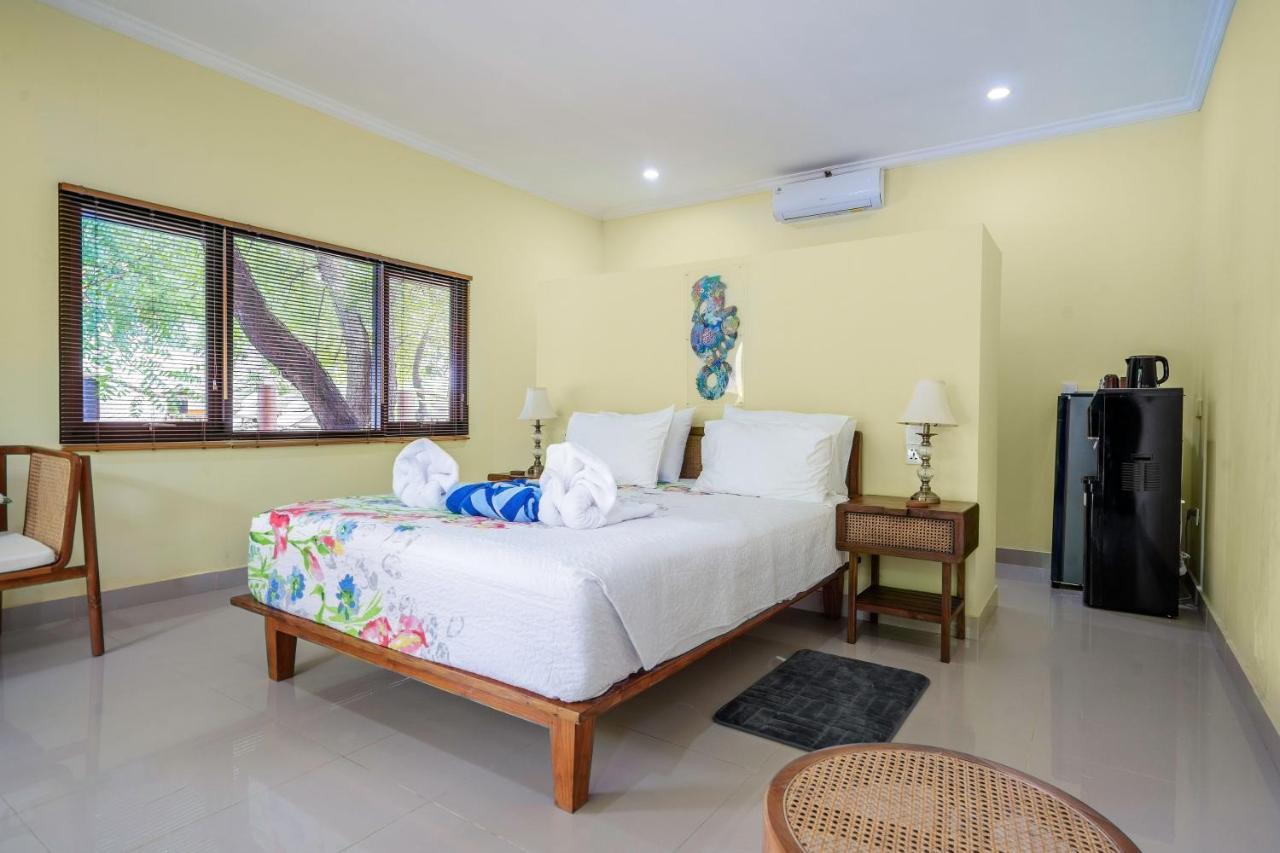 Lunar Dive Resort: Bamboo Villas Кубу Екстериор снимка